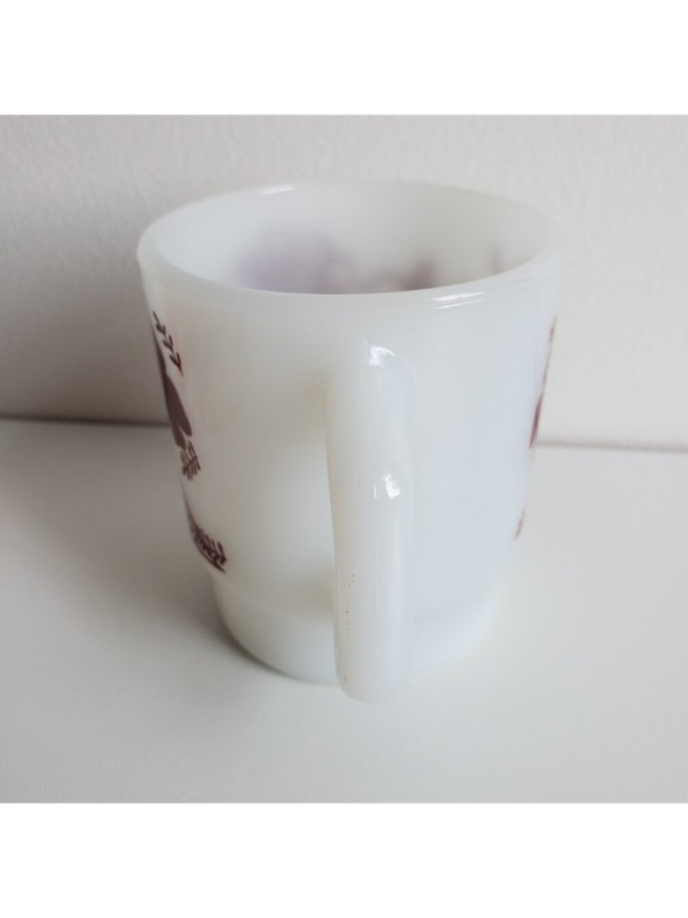 Anchor Hocking Milk Glass Mug Red Hibiscus Flowers Floral Stackable Vintage - Picture 5 of 8